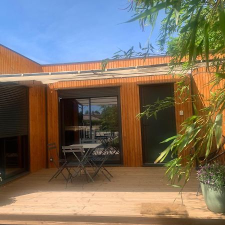 Chalet 1 Contemporain Dans Son Ecrin De Verdure Montauban Exterior photo